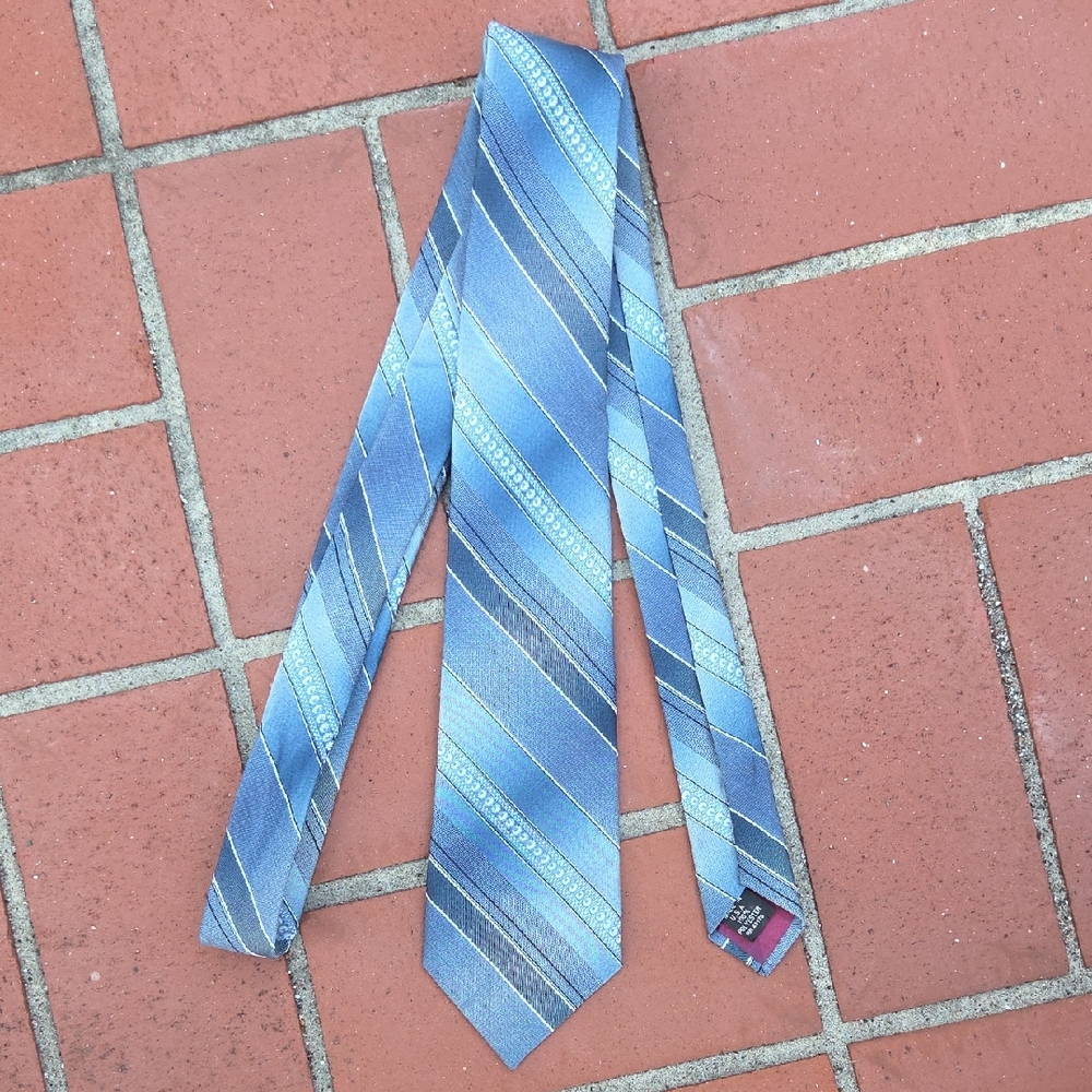 Vintage 1980s Sears Mens Store LONG Light Blue Tie 3.25 x 60